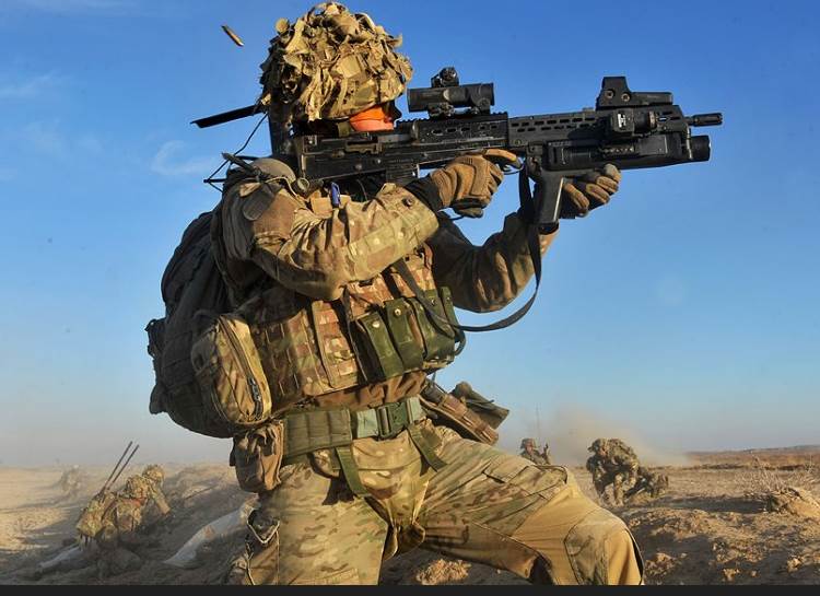 UK soldier in Afgha2