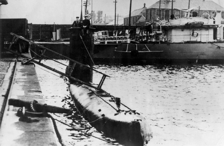 U-2326 à Dundee (Ecosse) en mai 1945.