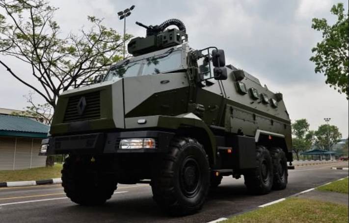 Communiqué : Le HIGUARD de Renault Trucks Defense entre en service dans les forces singapouriennes