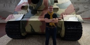 Park Patriot – Expo blindés 58 – THEATRUM BELLI – Stéphane Gaudin – Sturmtiger