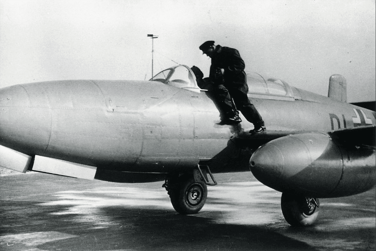 Cela s'est passé le 13  décembre  - Chronique historique - Histoire - Heinkel-He-280-V-1-DLAS