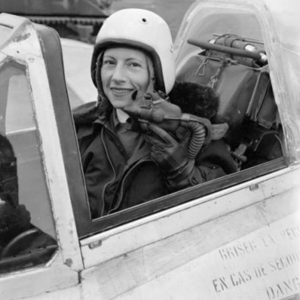 11 mars 1914 : Naissance d’Élisabeth Boselli, première femme pilote de chasse de l’armée de l’Air