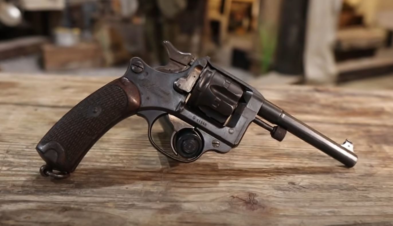 Le revolver d’ordonnance modèle 1892