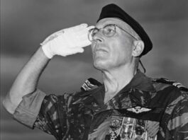 IN MEMORIAM – Colonel François COULET, 1er chef des commandos parachutistes de l’air (décédé le 11 juin 1984)
